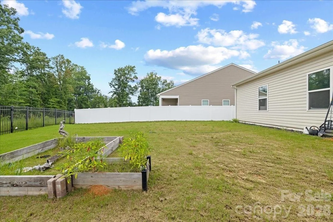 Photo of 144 BABBLING BROOK Drive