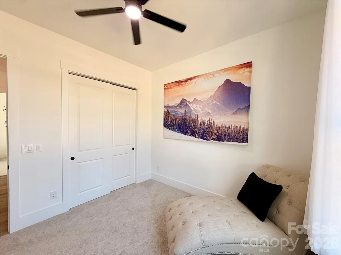 Photo of 1061 Pinecone Avenue