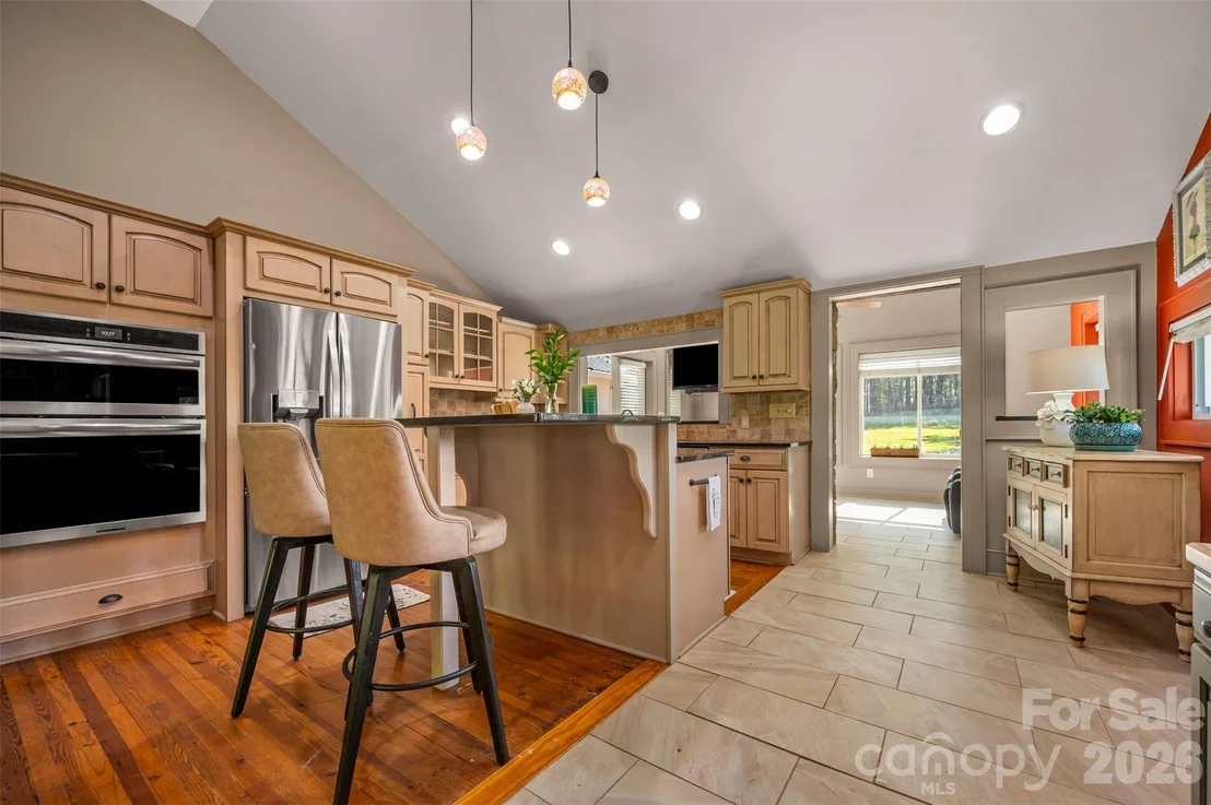 Photo of 183-185 Rubin Thorne Road