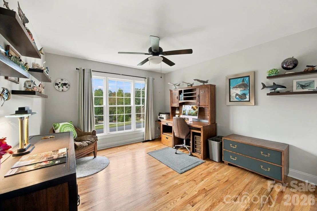 Photo of 1463 Brookstone Drive