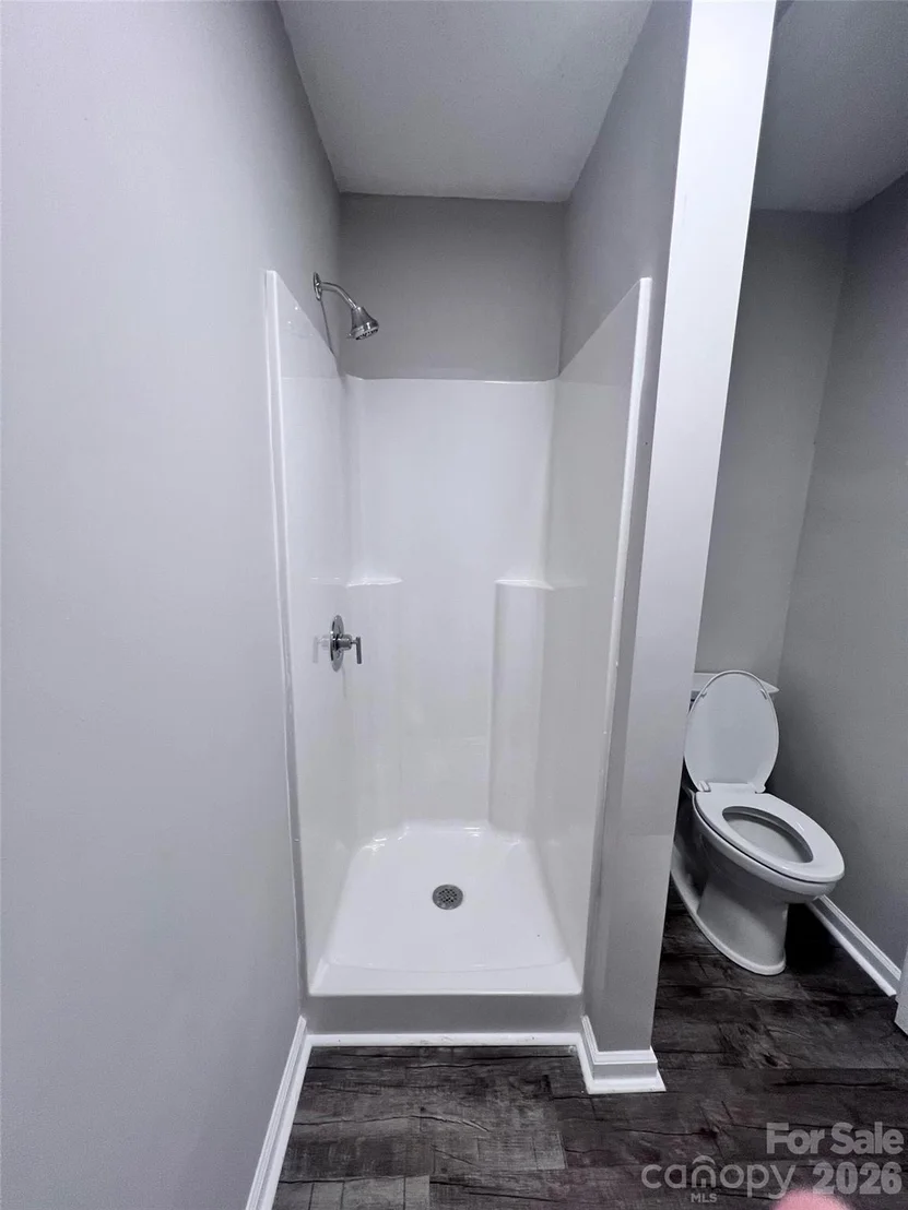 Photo of 400 Chatham Avenue