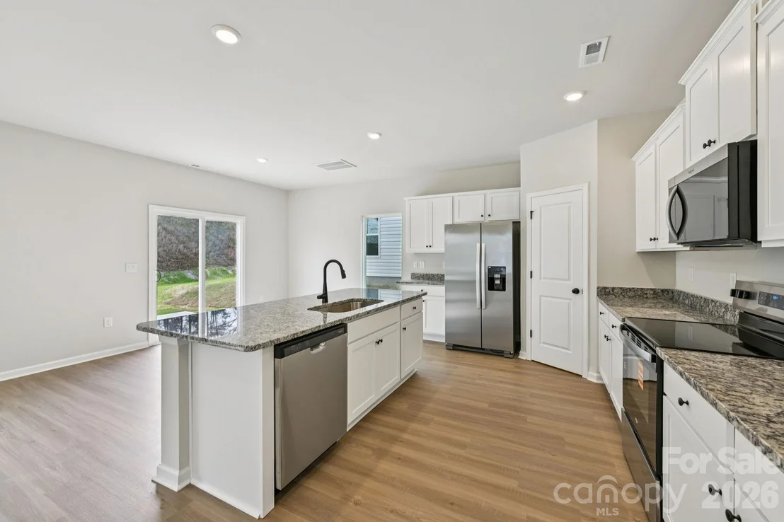 Photo of 718 Willow Estates Drive