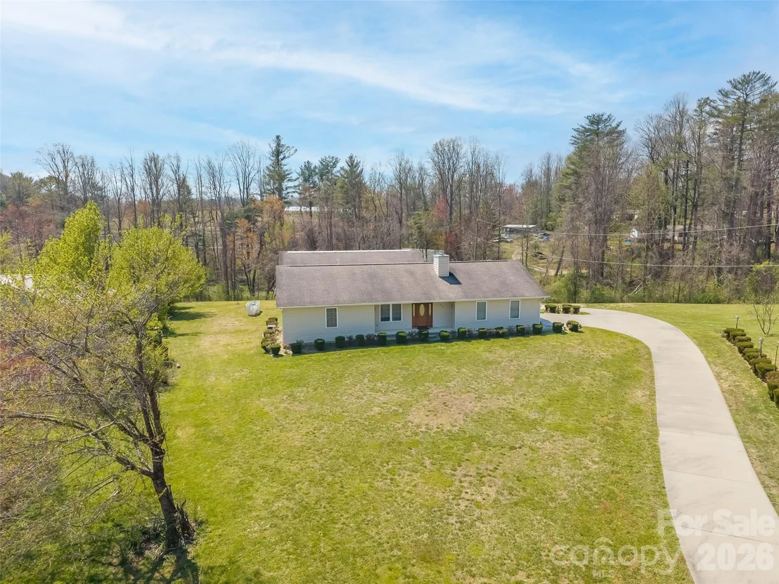 Photo of 476 Jackson Loop Road