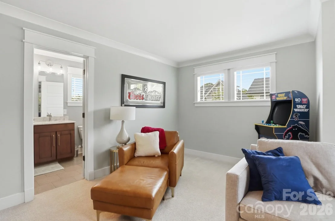 Photo of 2501 Marshall Place