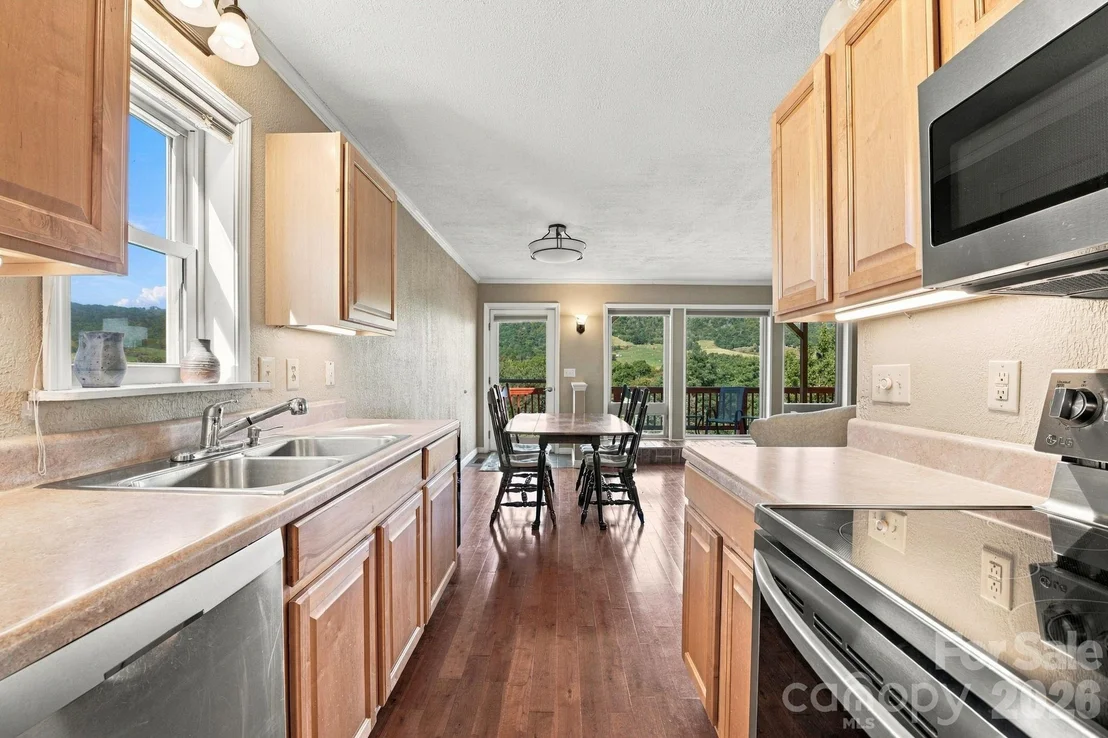 Photo of 190 Camelot Drive