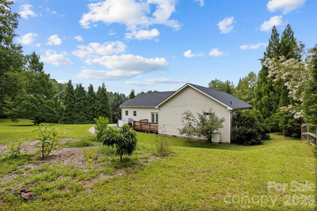 Photo of 97 Meadowview Drive