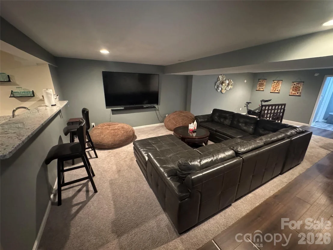 Photo of 772 Rosegate Drive