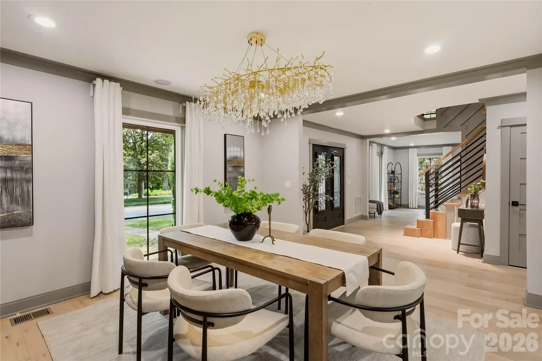 Photo of 2919 Colony Road