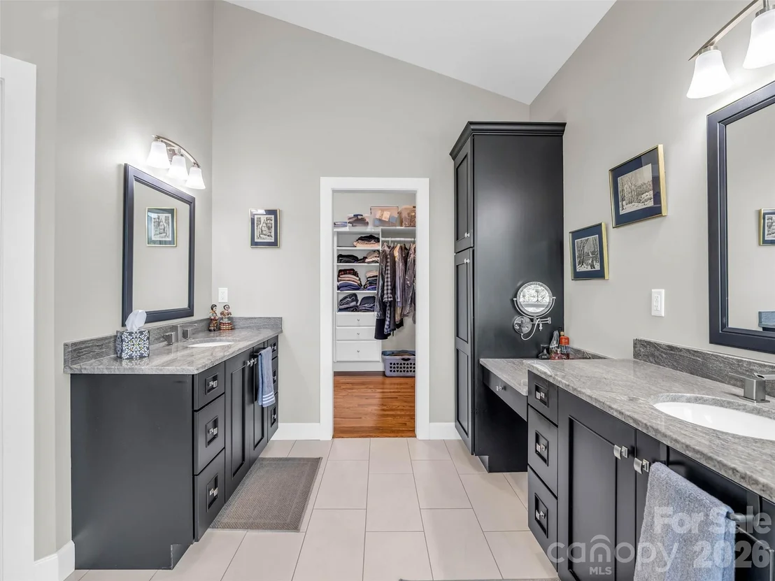 Photo of 930 Big Raven Lane