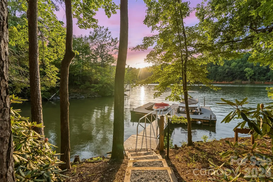 Photo of 1313 High Trail Drive