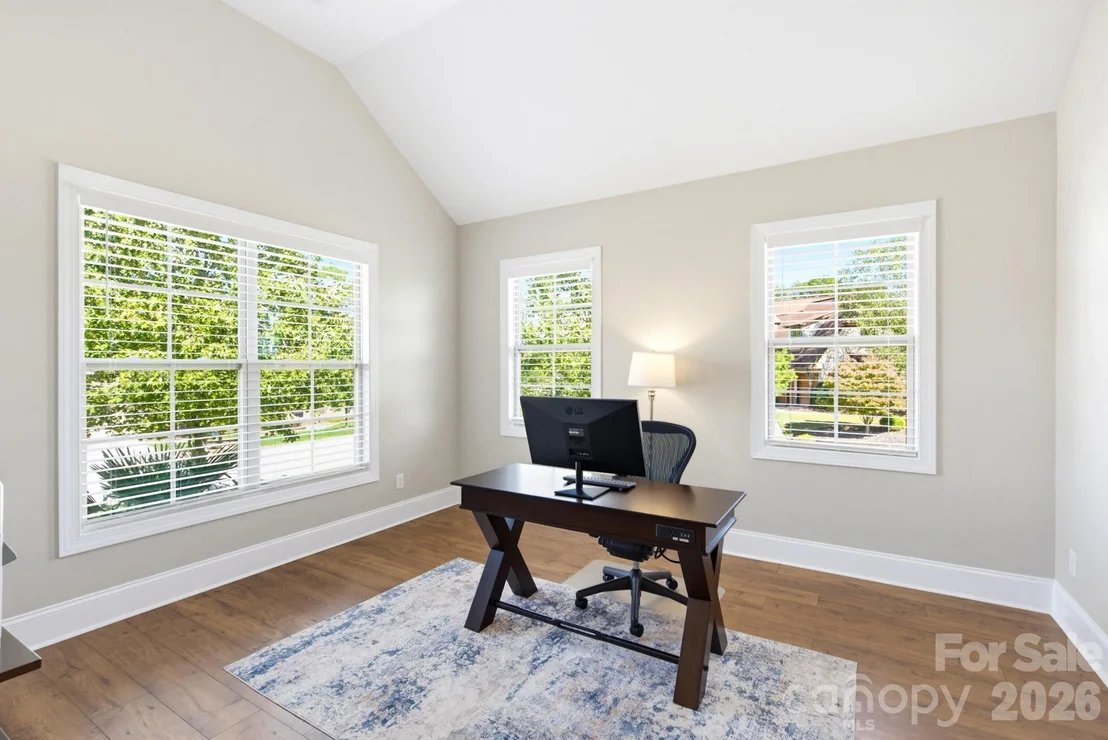 Photo of 3060 Feathers Drive