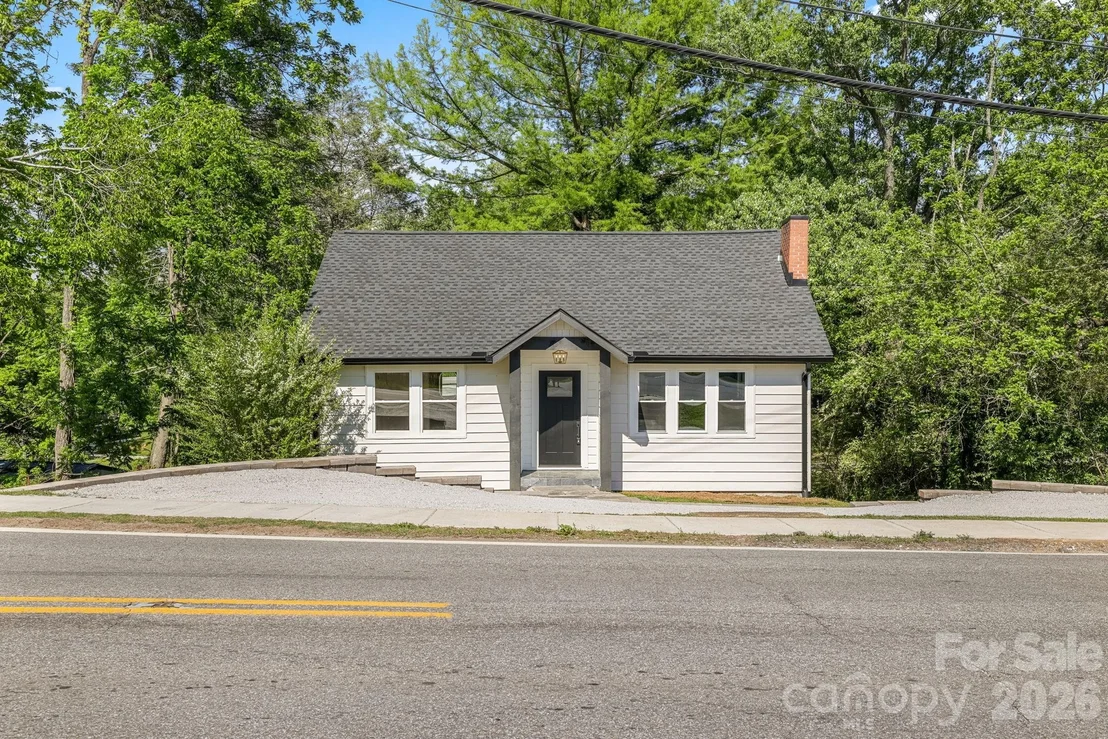 Photo of 523 Harrison Avenue