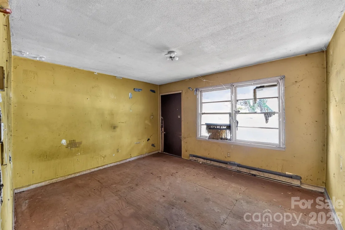 Photo of 1393 Field Circle