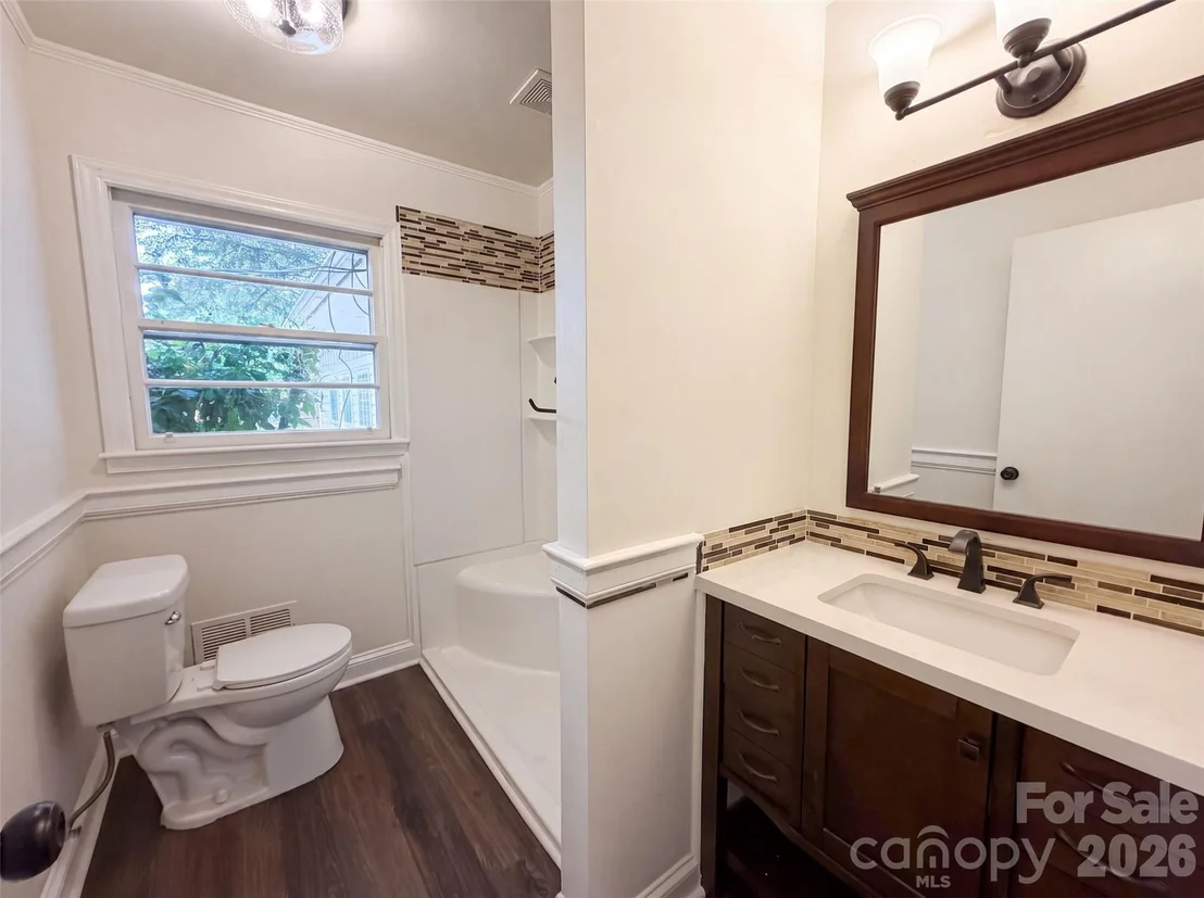 Photo of 1077 Allendale Circle