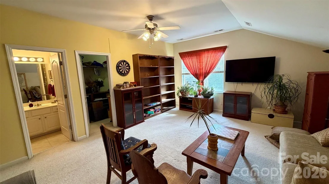 Photo of 1104 Aringill Lane