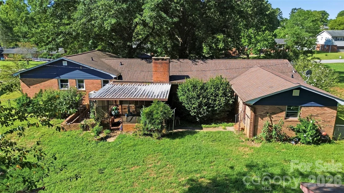 Photo of 169 Greenbriar Drive