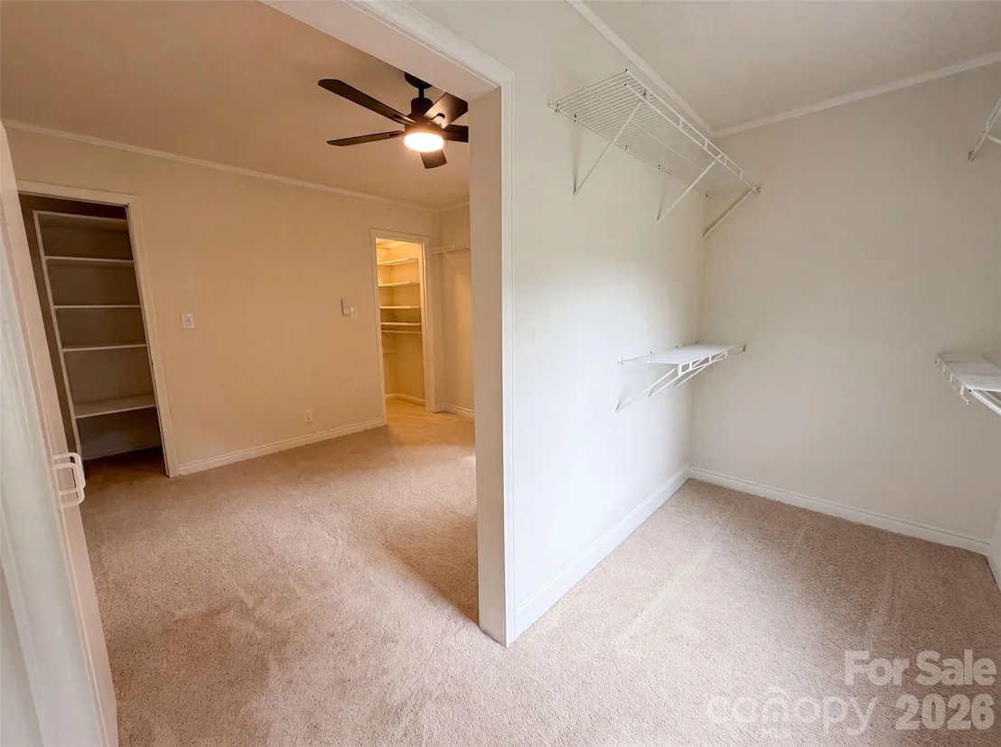 Photo of 1077 Allendale Circle