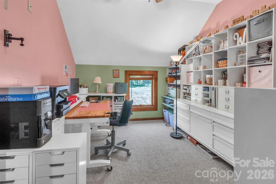Photo of 105 Winchester Drive