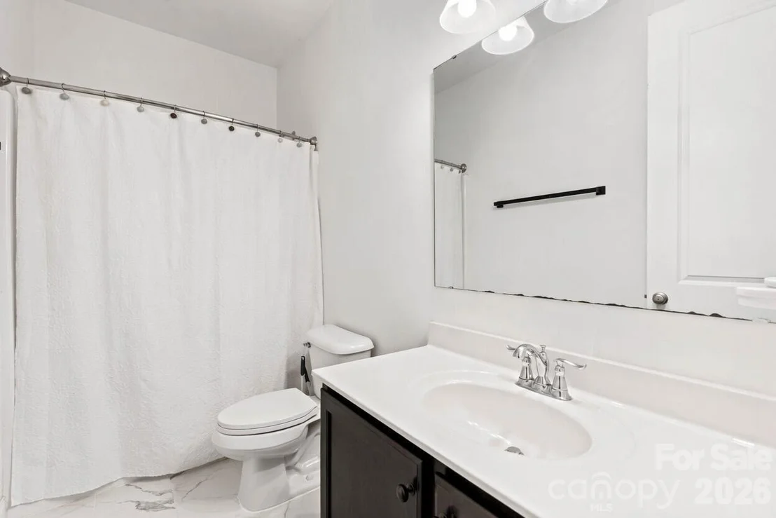 Photo of 394 Kellwood Drive