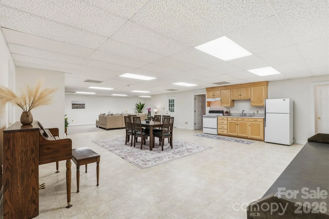 Photo of 675 Heather Drive