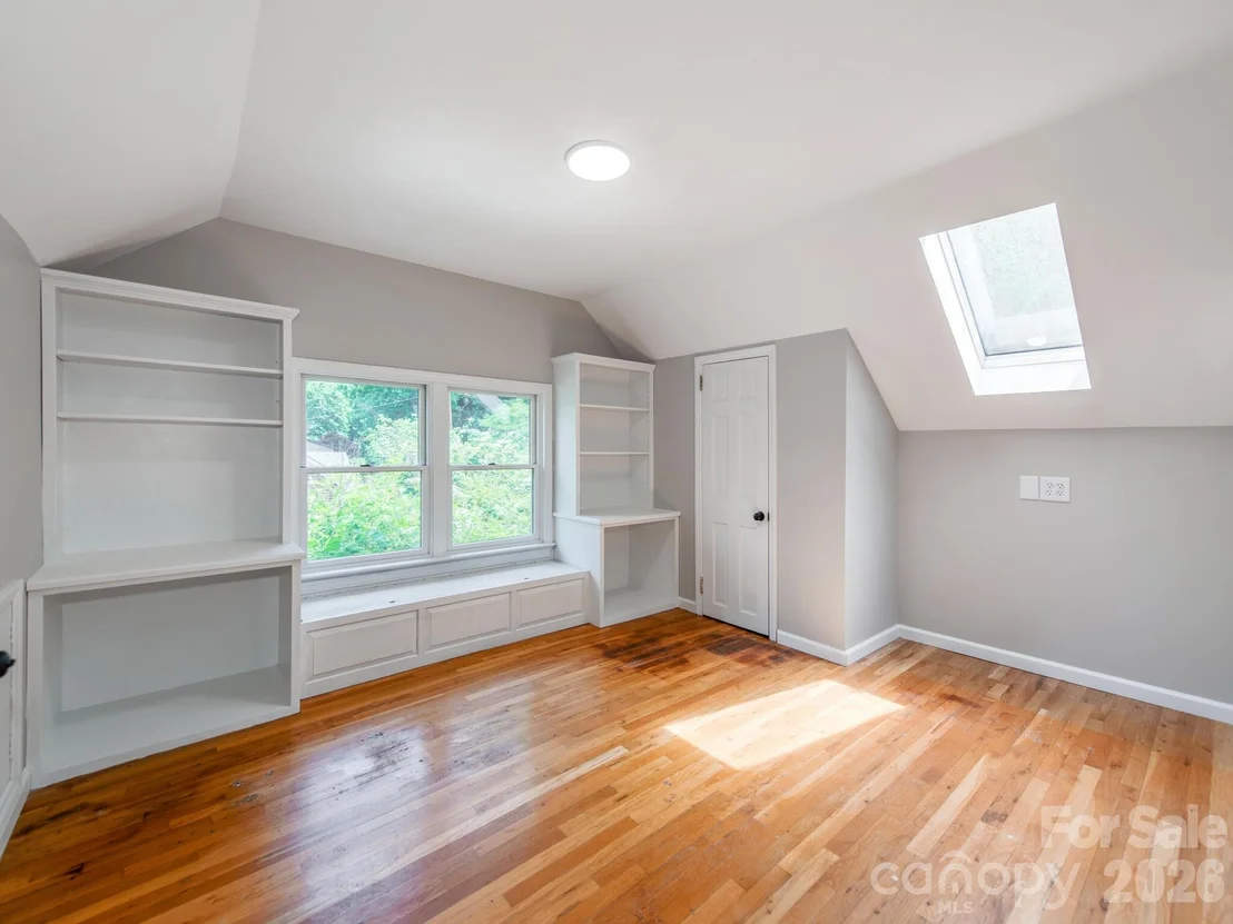 Photo of 113 Falls Street