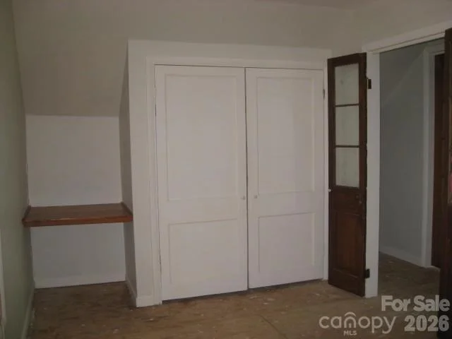 Photo of 409 Arrowood Road