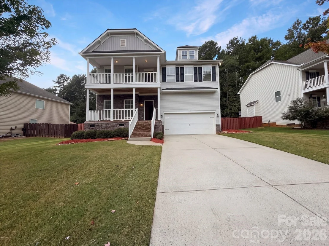 Photo of 330 Windy Pine Drive