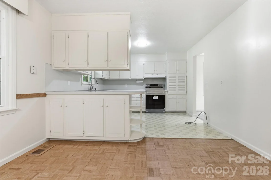 Photo of 123 Castleton Lane