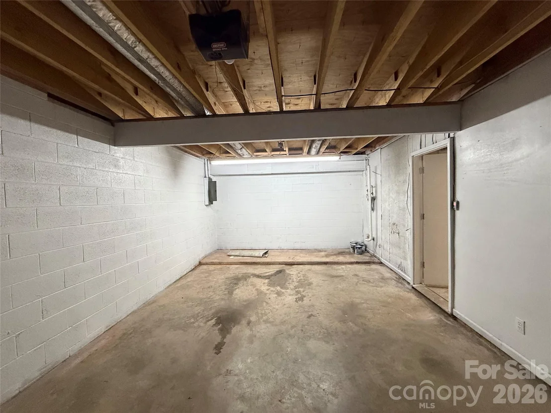 Photo of 1120 Emerald Drive