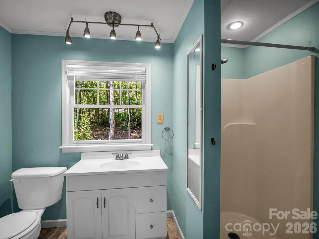 Photo of 215 Hillcrest Drive