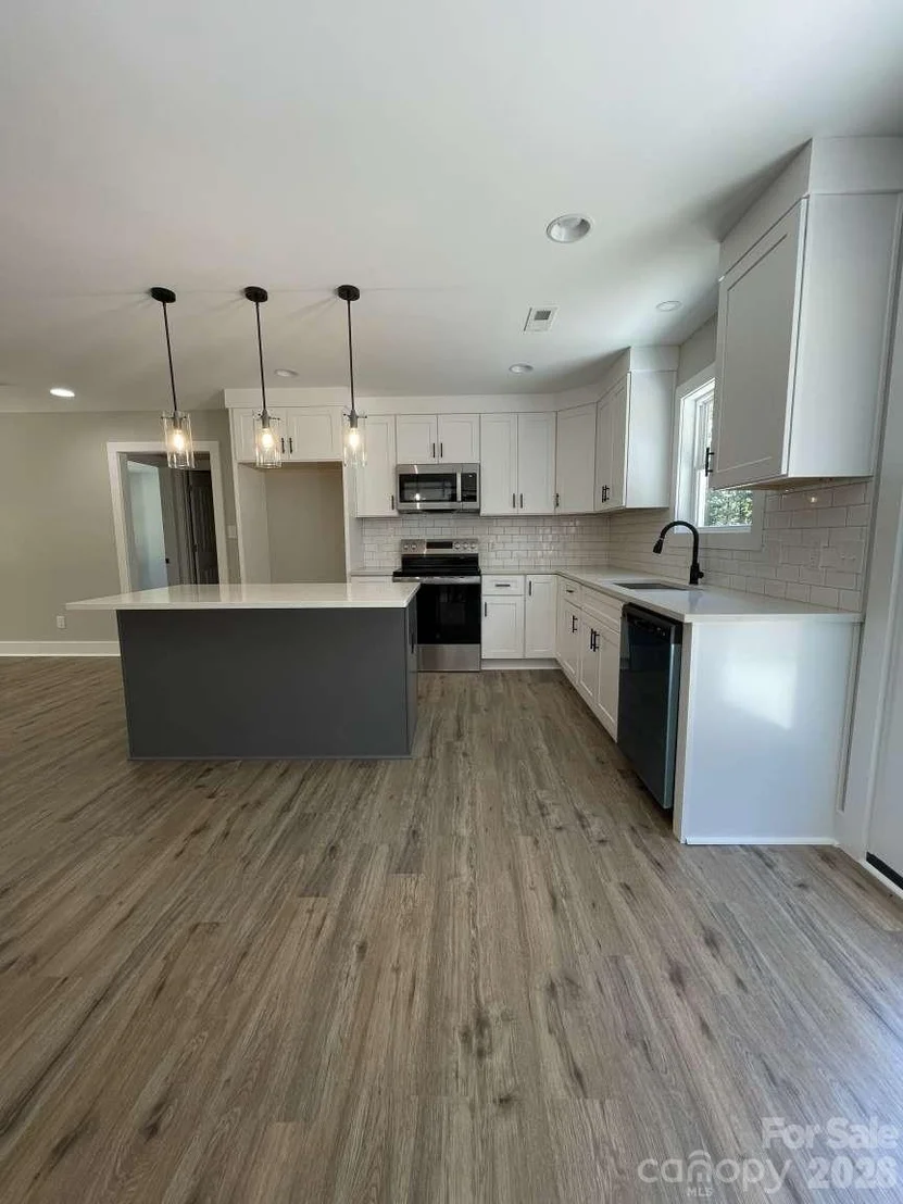 Photo of 120 Francis Drive