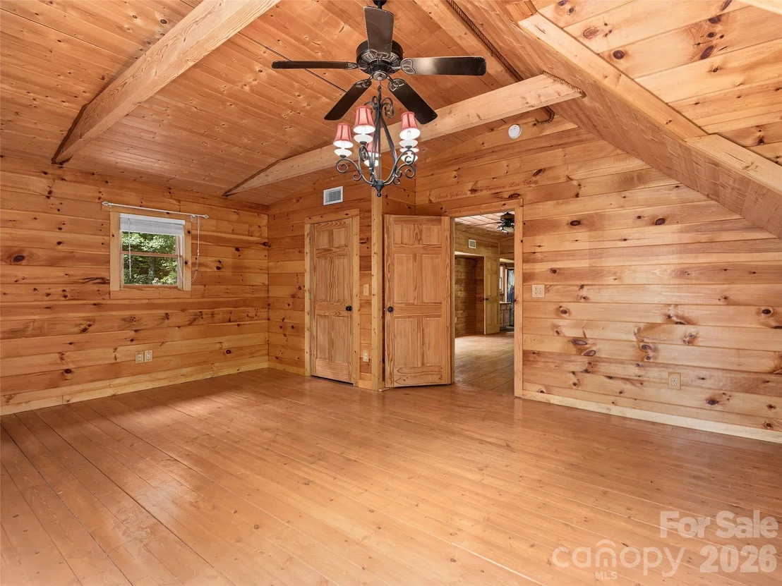 Photo of 413 Green Hills Road