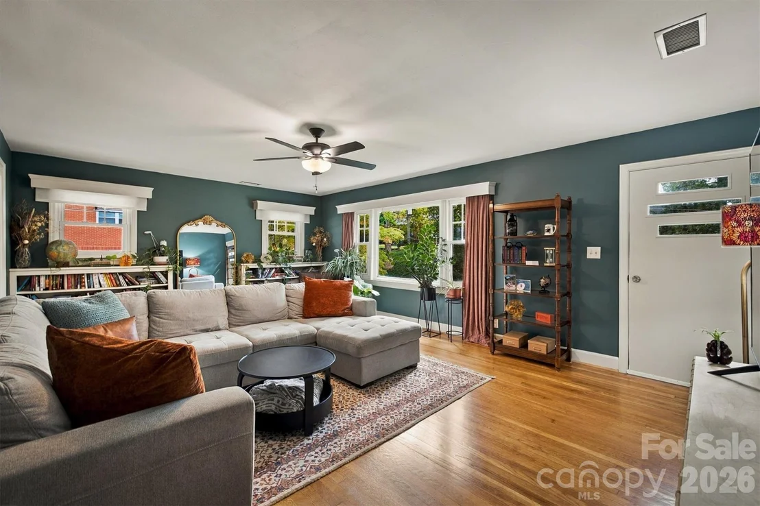 Photo of 214 Morehead Street