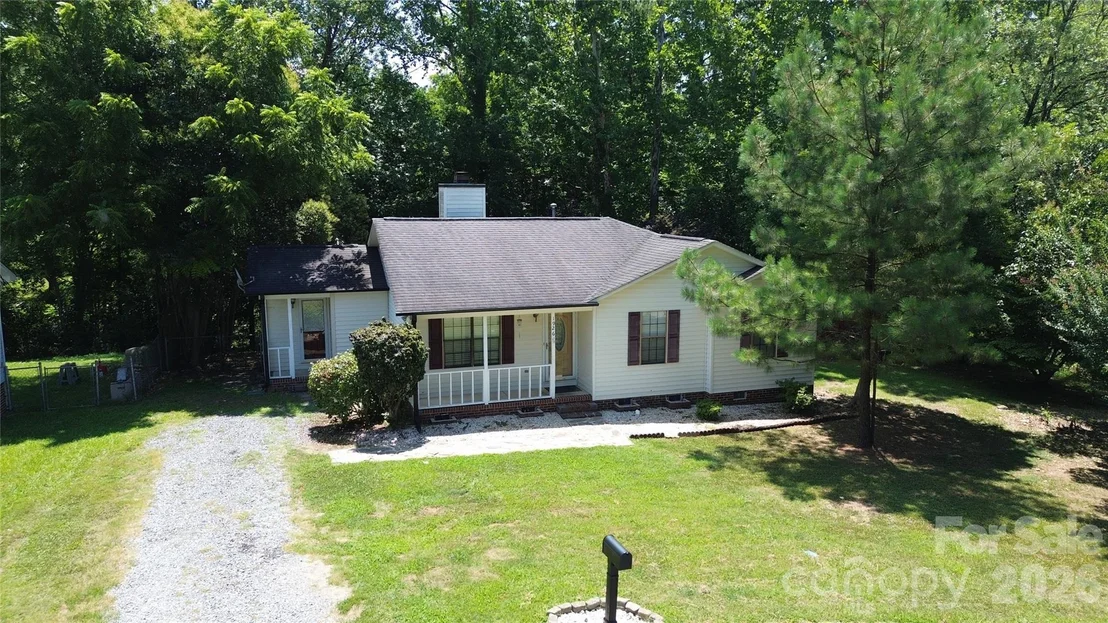 Photo of 1926 Pinevalley Road