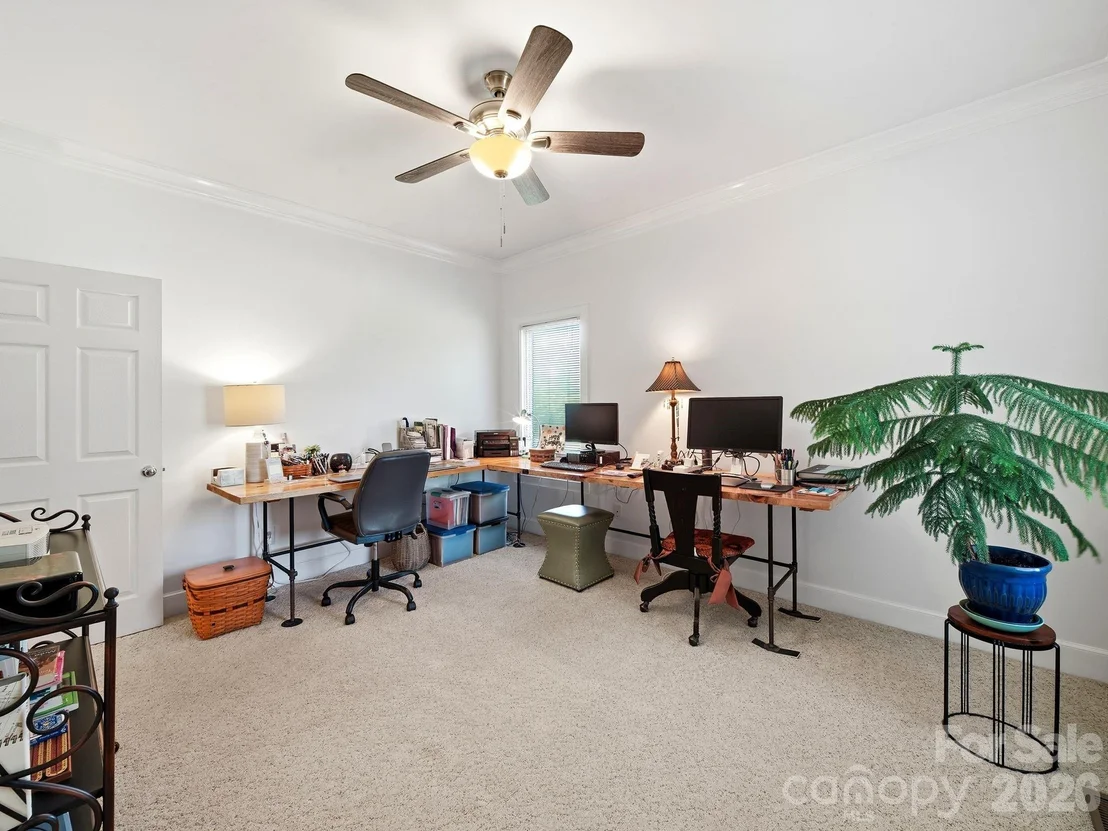 Photo of 2950 Pearidge Road