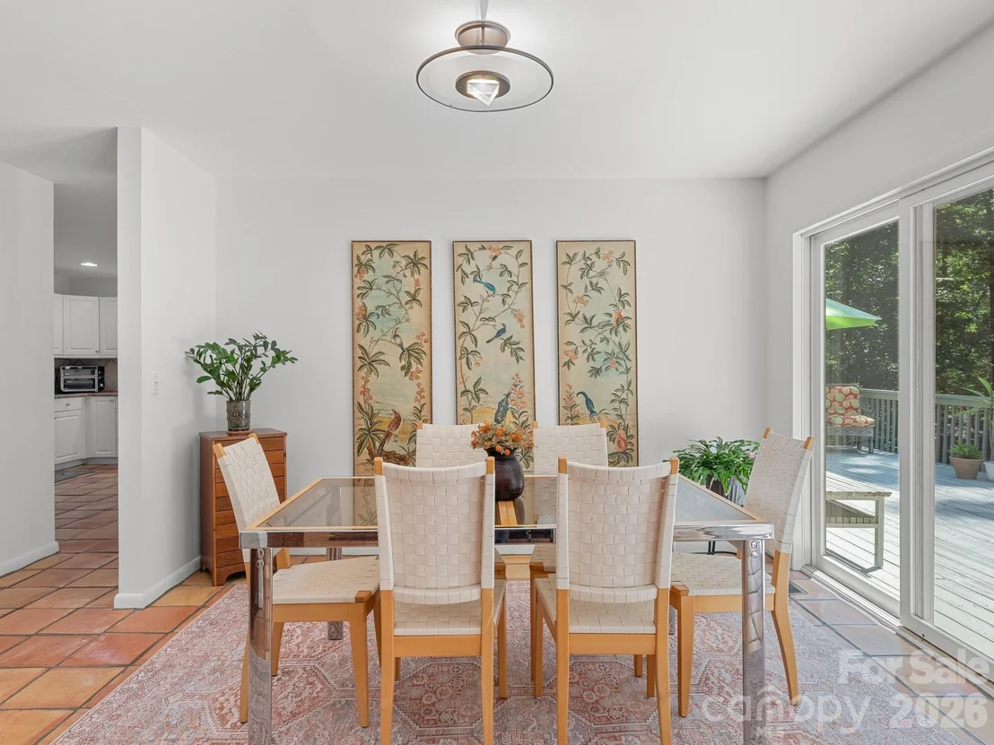 Photo of 5 Jackson Grove S