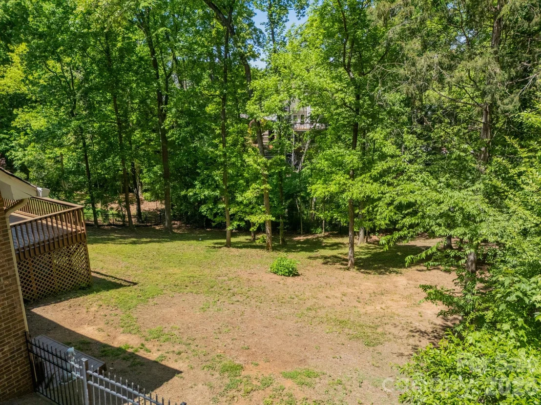 Photo of 231 S Downs Way