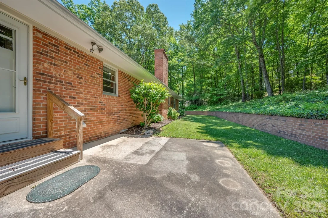 Photo of 113 Chestnut Road