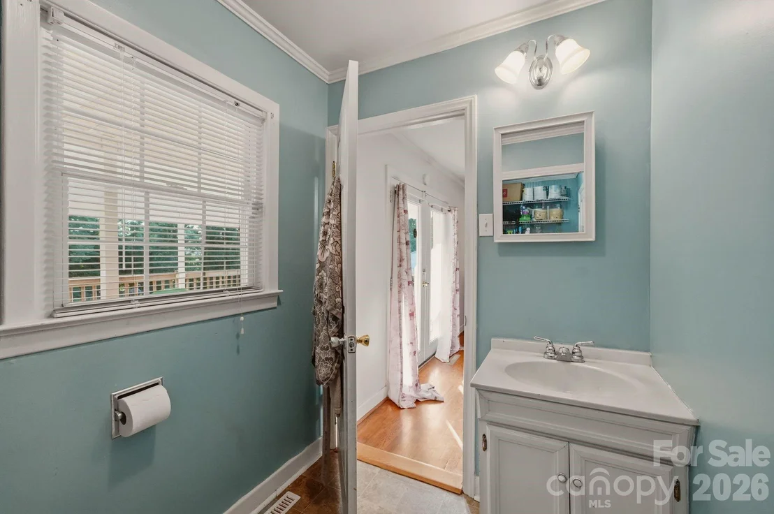Photo of 112 Brookside Drive