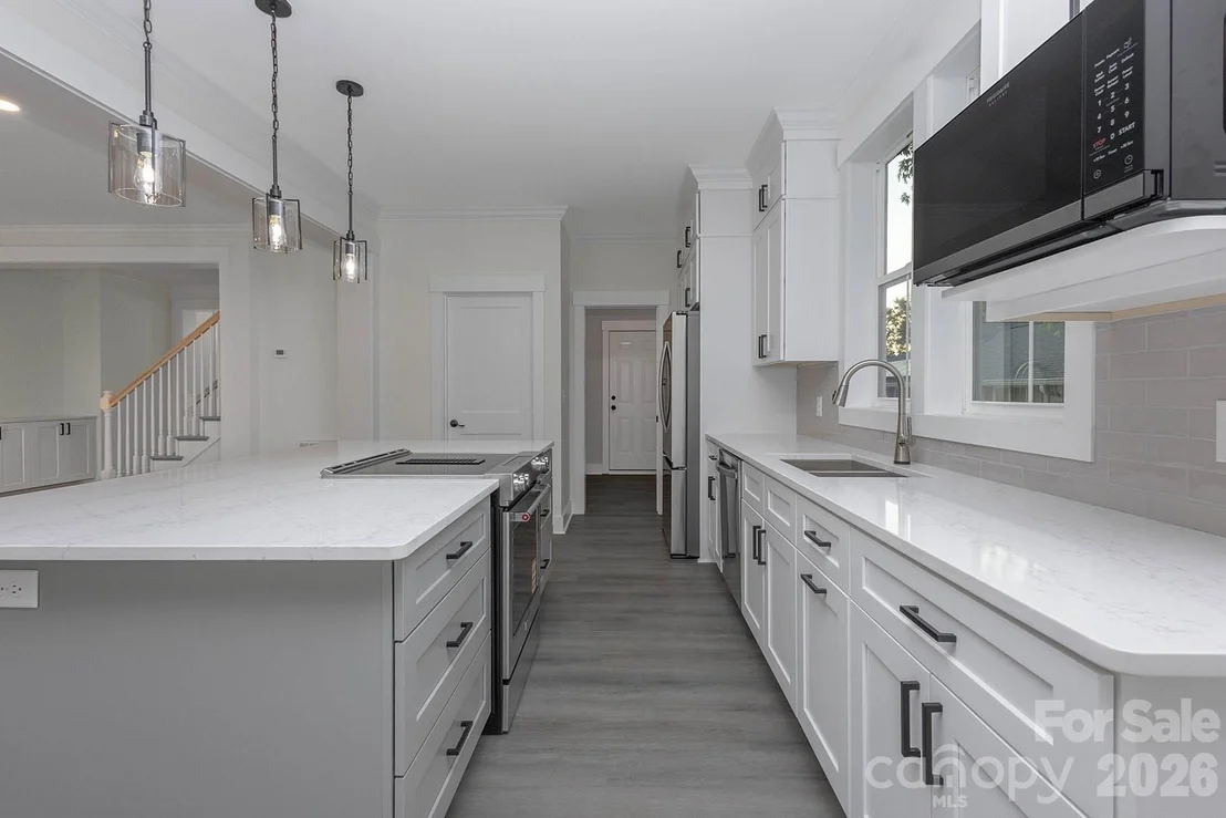 Photo of 102 Starmount Drive