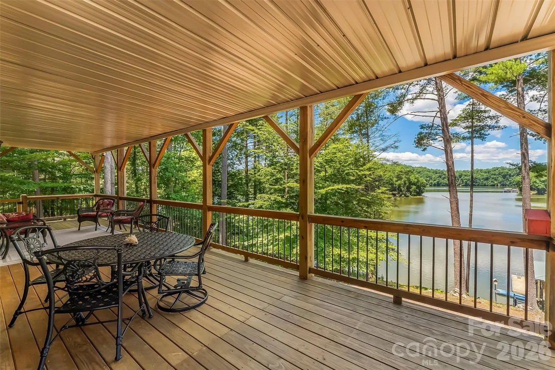 Photo of 590 Larkhaven Drive