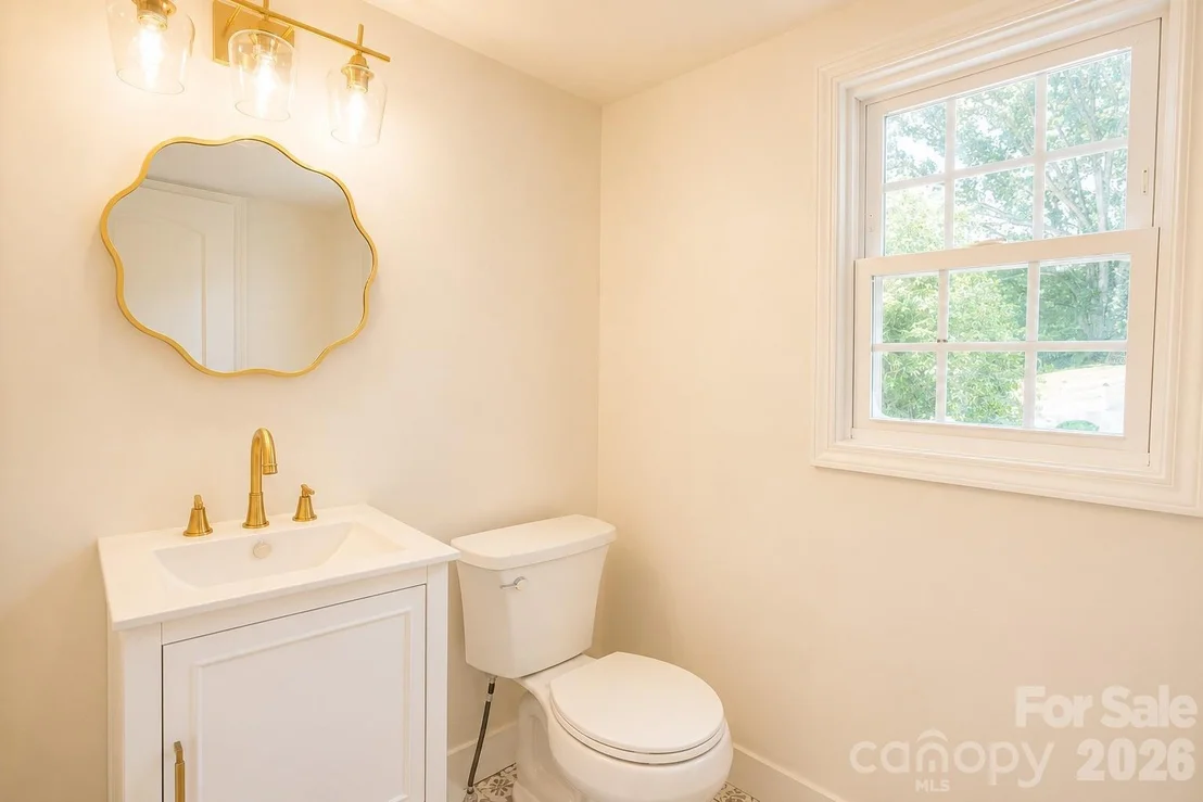 Photo of 811 Markham Road