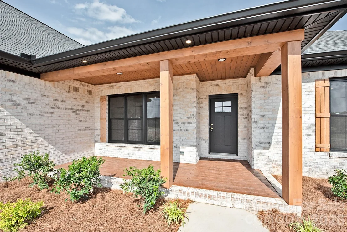 Photo of 935 Lake Wright Road