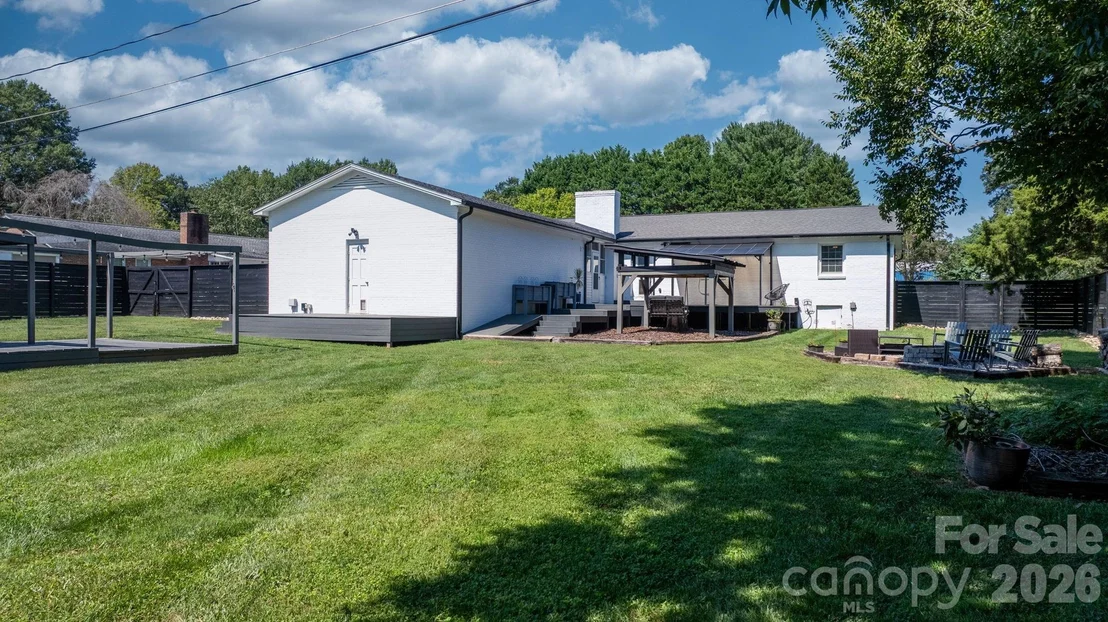 Photo of 5795 Valley Field Road