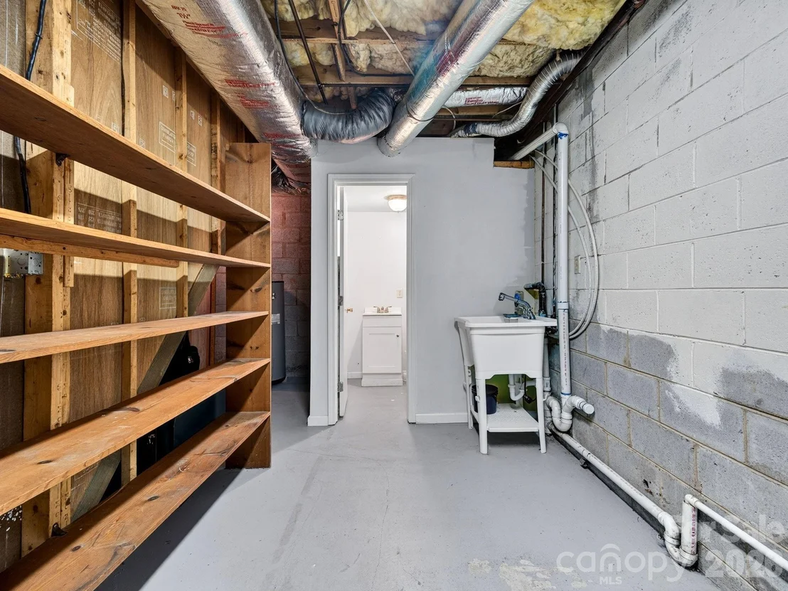 Photo of 707 Dogwood Trail