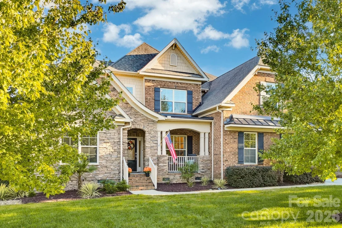Photo of 3060 Feathers Drive