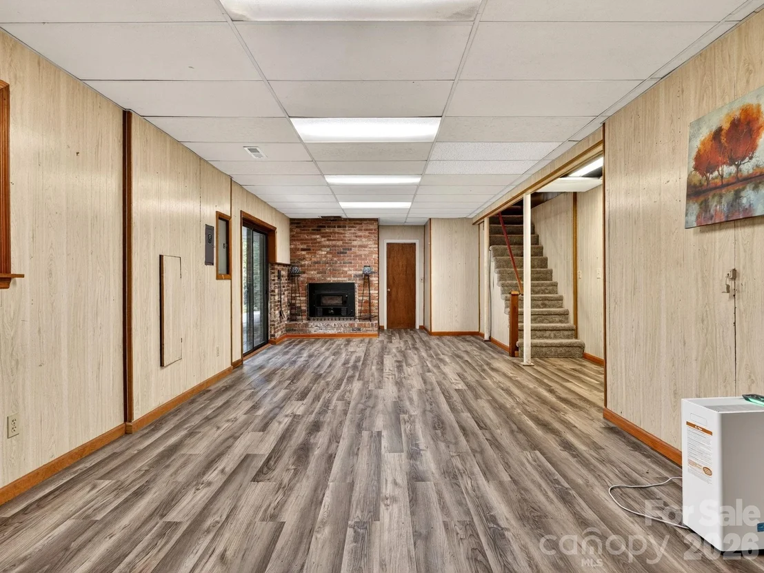 Photo of 707 Dogwood Trail