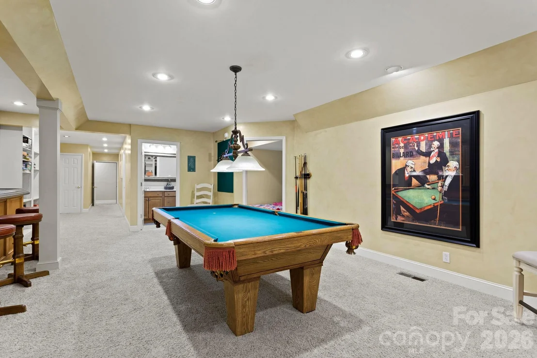 Photo of 324 Kenmure Drive
