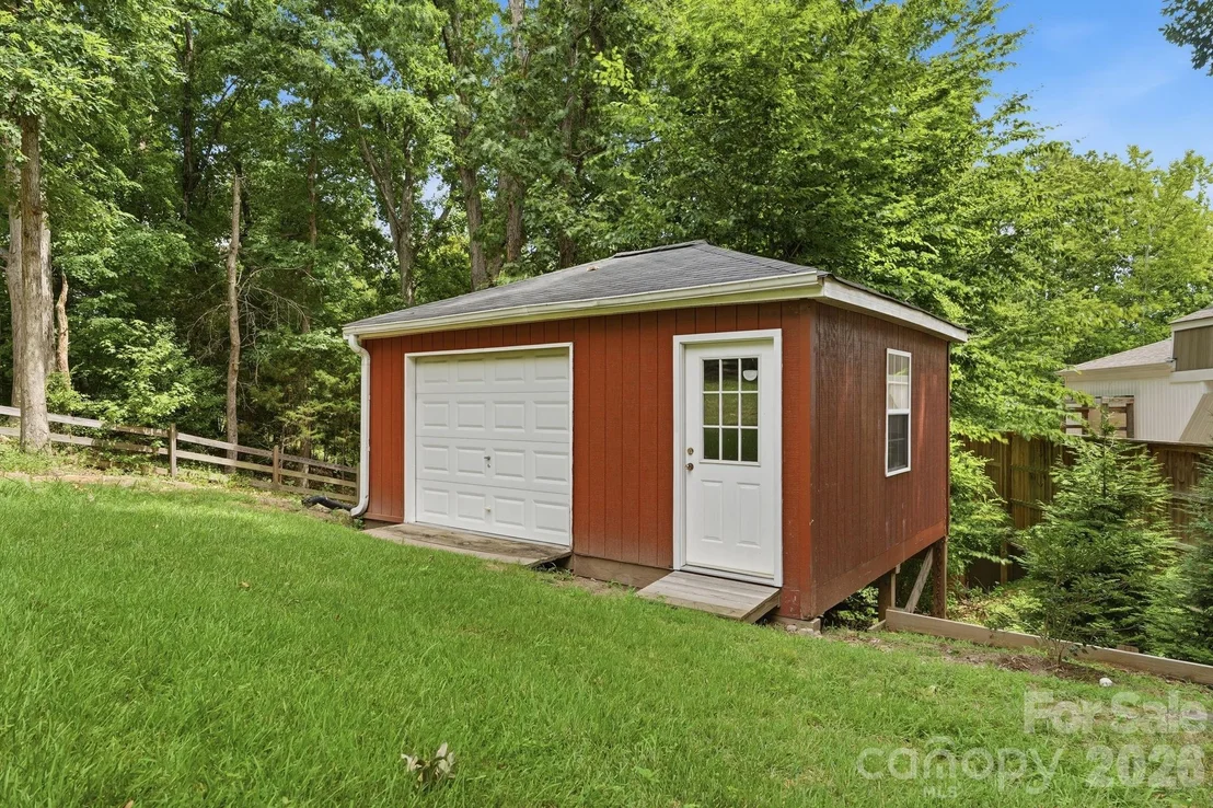 Photo of 1366 Crown Ridge Drive