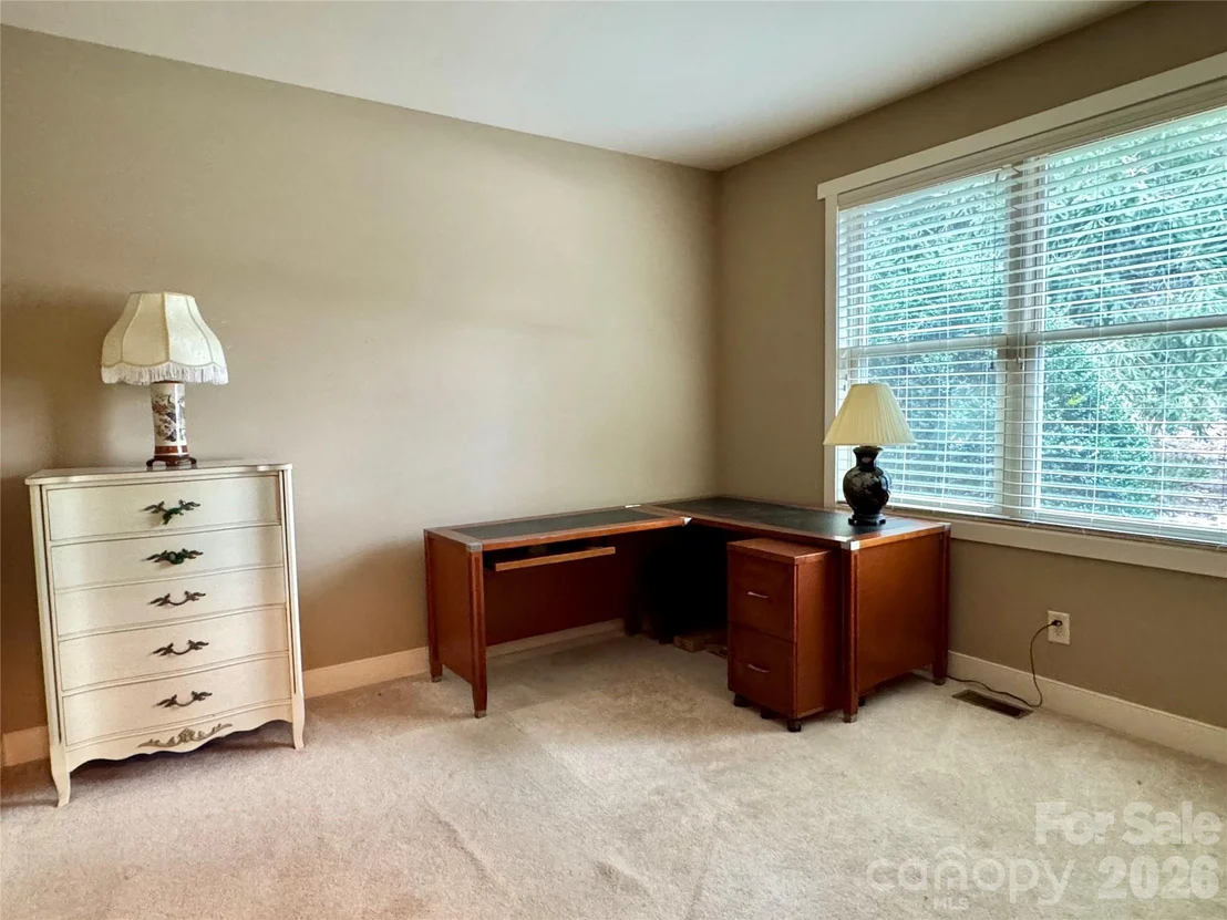 Photo of 894 Dunroy Drive